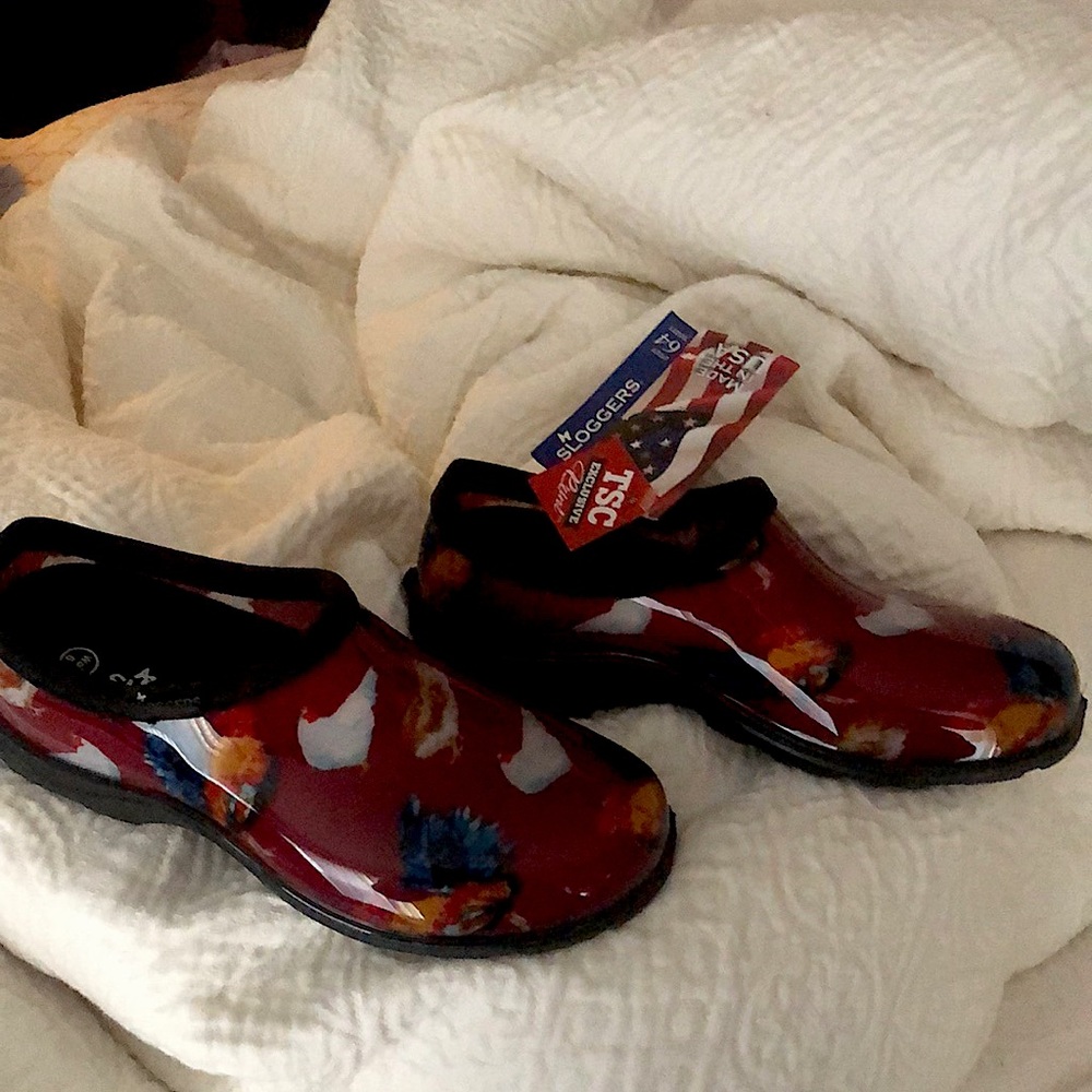 Sloggers rubber slip ons